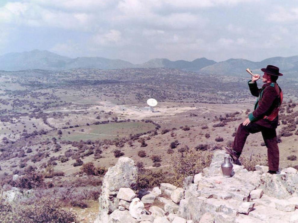 En los años 60 la NASA colocó una de sus grandes antenas del programa Apolo cerca de Fresnedillas de la Oliva, un pequeño pueblo madrileño por entonces agrícola y ganadero.