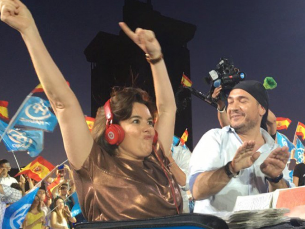 Twitter resucita a Soraya Saénz de Santamaría ante los malos resultados del PP.