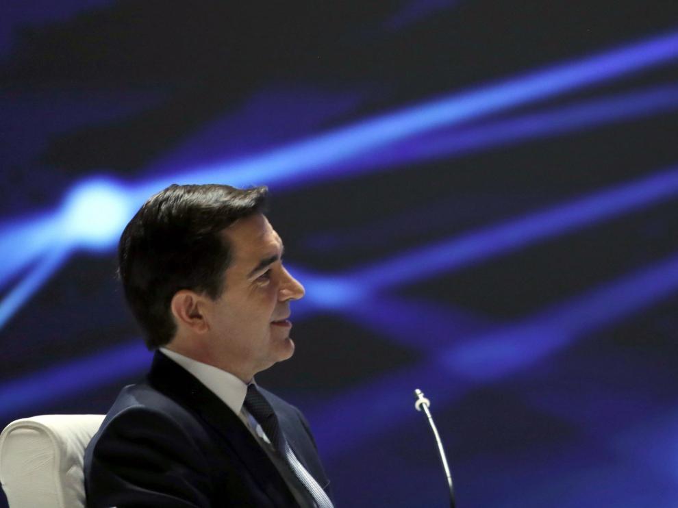 GRAFCAV2645. BILBAO, 15/03/2019.- El nuevo presidente del BBVA Carlos Torres, este viernes durante la junta ordinaria de accionistas celebrada en Bilbao, en la que se ha aprobado las cuentas del 2018.EFE/ Luis Tejido Carlos Torres preside la junta de accionistas del BBVA