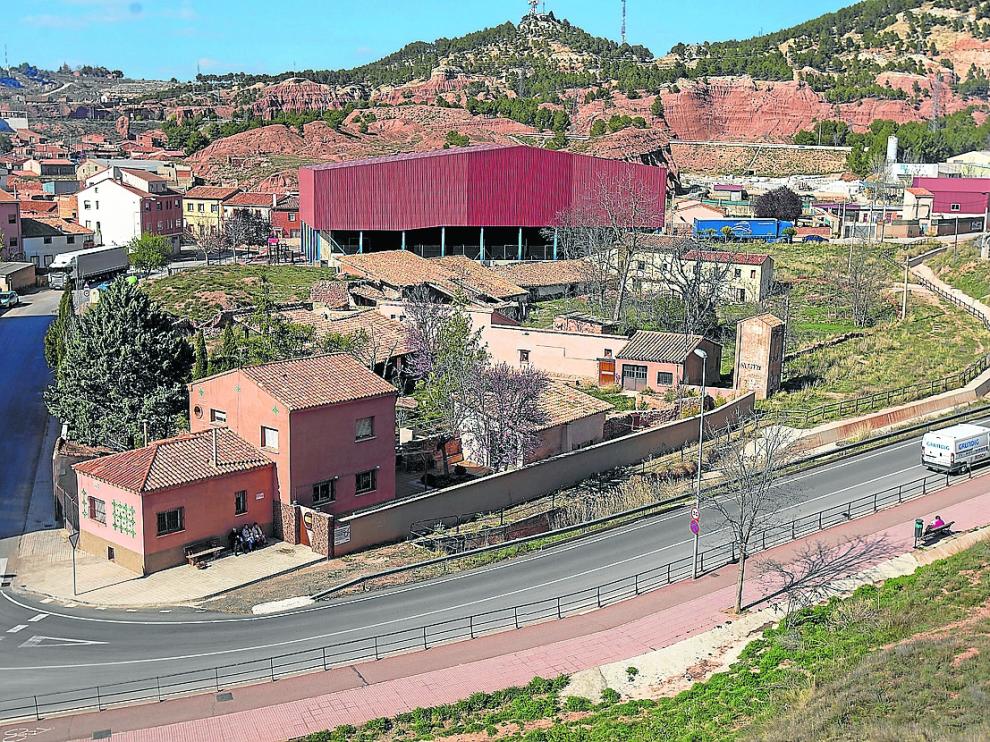 El extenso alfar de los hermanos Górriz incluye un complejo de talleres, hornos y otras dependencias.