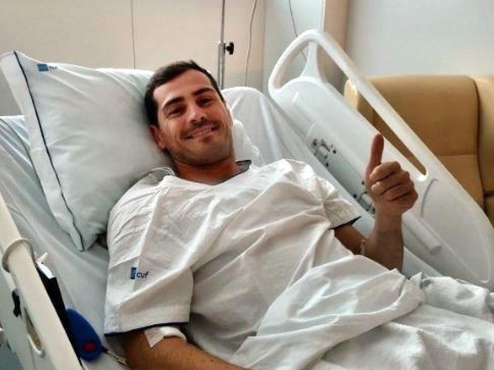 Casillas pasa su primera noche en el hospital estable.