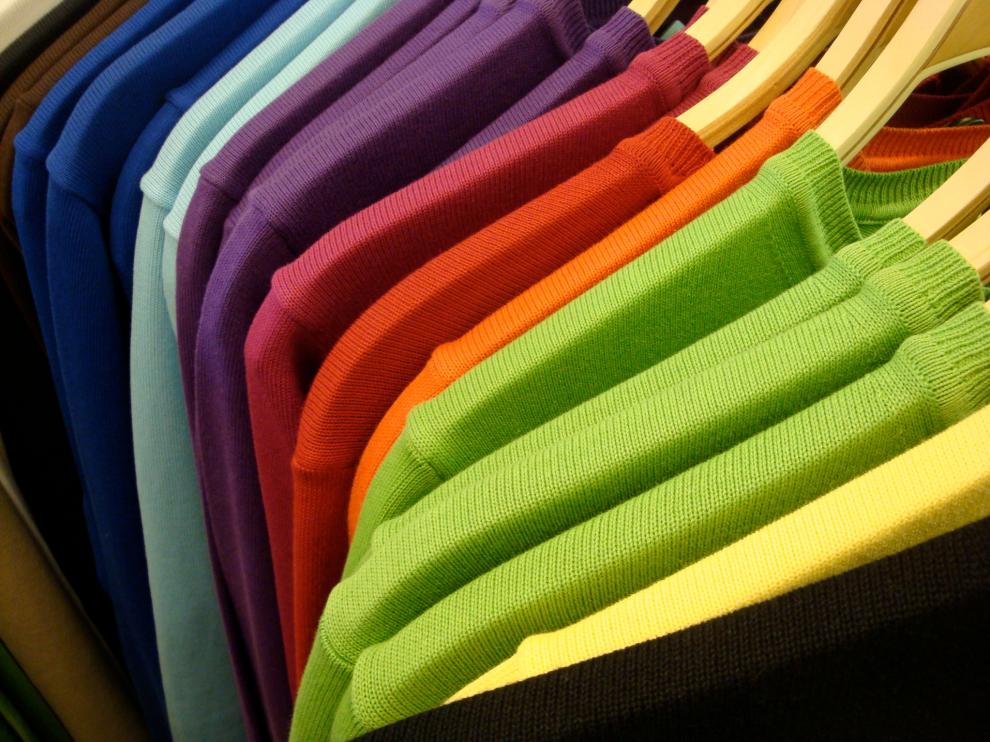 Los compuestos de los tintes son los más contaminantes para el medio ambiente y la salud de los trabajadores en las fábricas textiles.