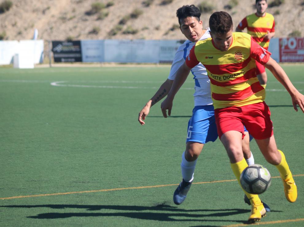 Fútbol. Regional Preferente- Fuentes vs. Morés.