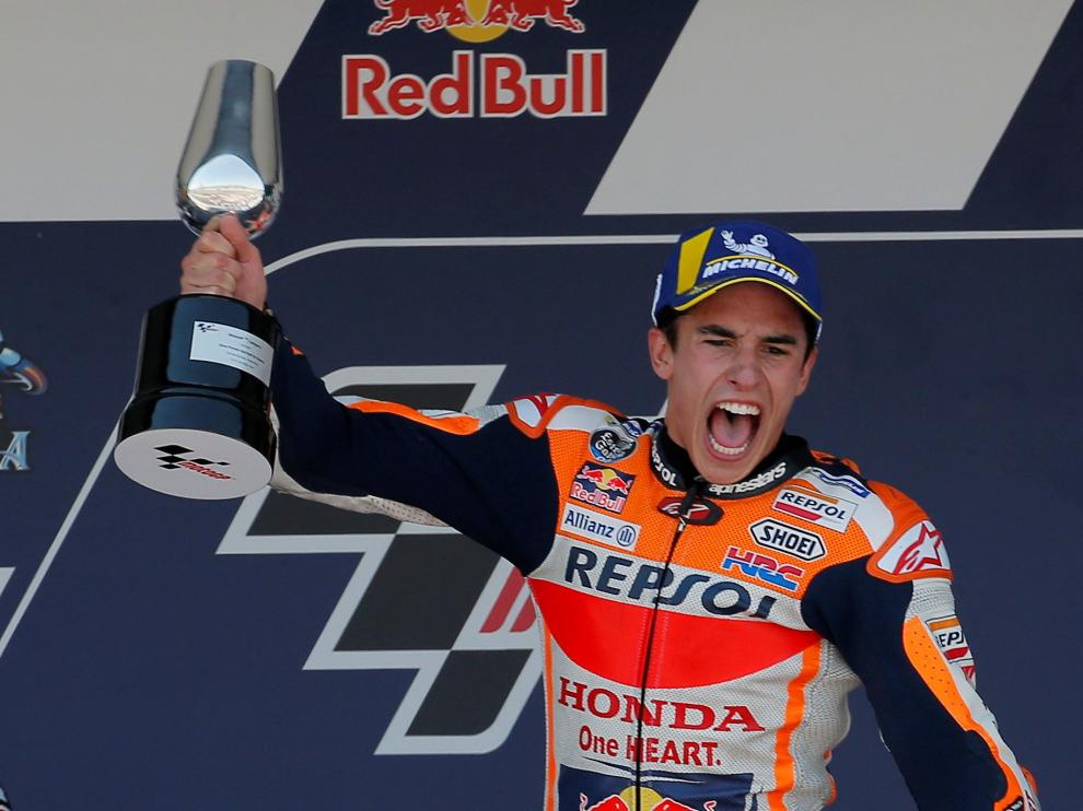 Marc Márquez celebra su triunfo en el Gran Premio de Moto GP en el Circuito de Jérez.