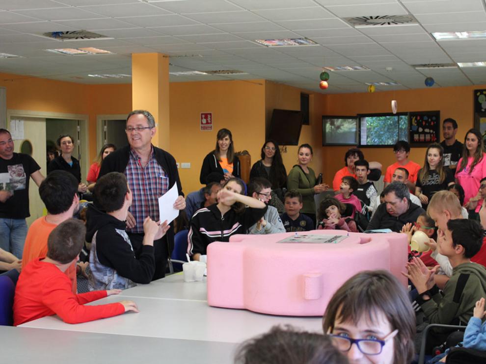 Los propios usuarios de Aspace han abierto hoy las huchas de donativos.