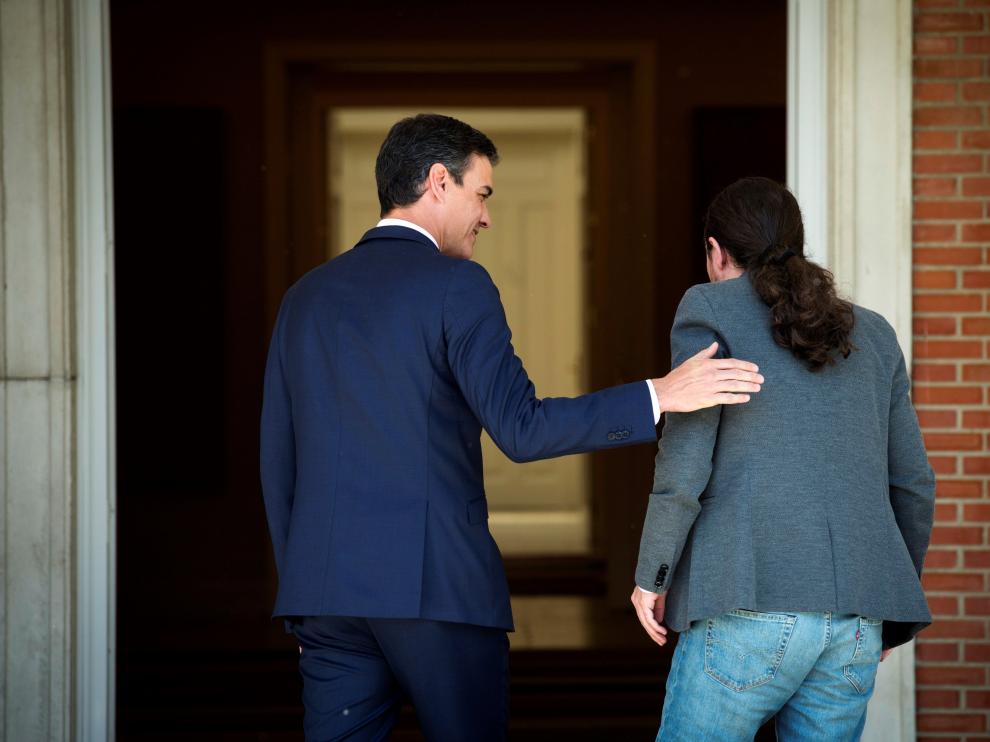 Pedro Sánchez recibe a Pablo Iglesias