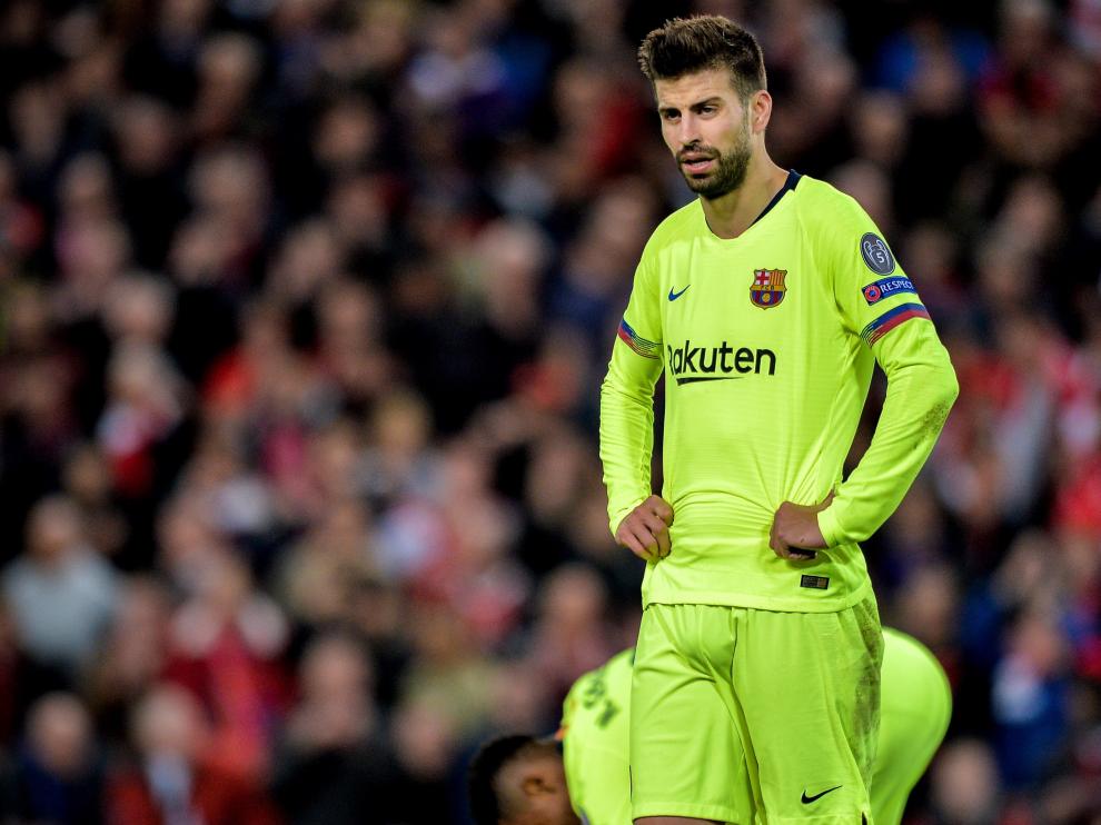 Pique, desolado, al final del partido