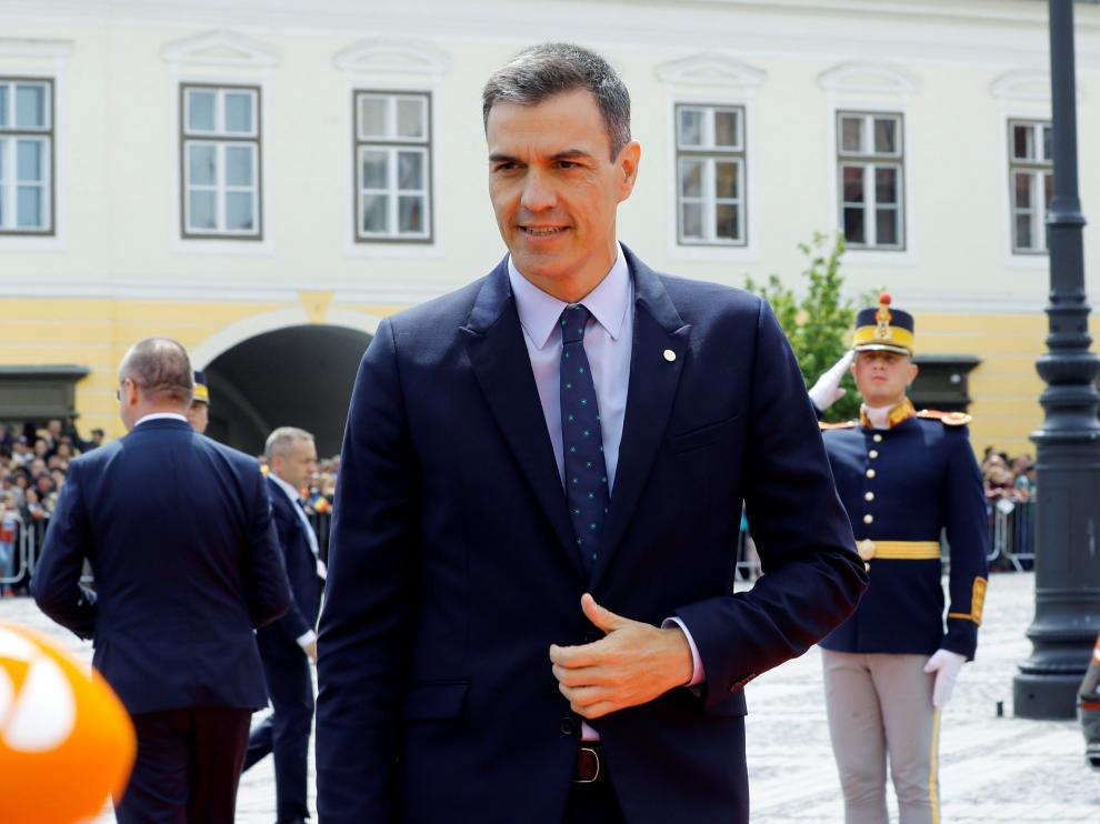 El presidente del Gobierno, Pedro Sánchez, antes de abandonar la cumbre europea en Sibu (Rumanía).