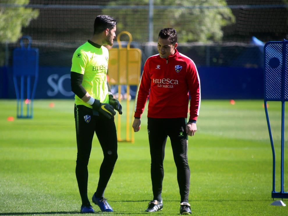 Roberto Santamaría y Francisco Rodríguez, en el IES Pirámide.