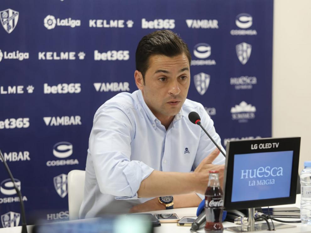 Francisco Rodríguez, técnico de la SD Huesca, en la rueda de prensa previa al partido con el Betis.