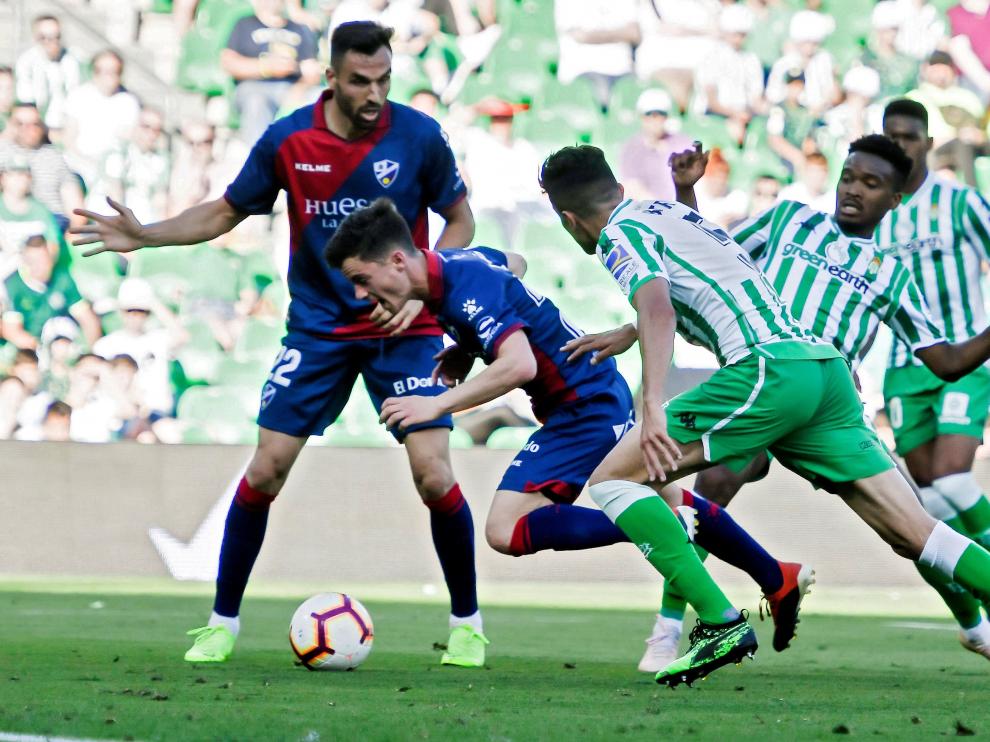 Juanpi, en la jugada en la se señaló penalti ante el Betis.