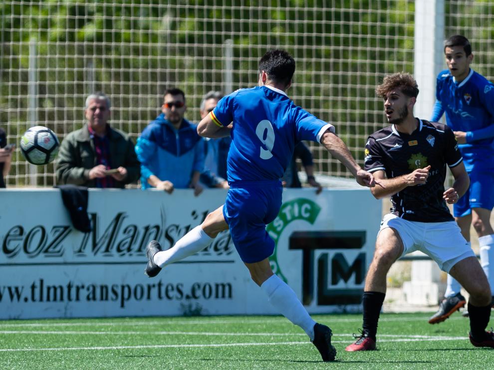 Fútbol. Regional Preferente- Valdefierro vs. Alcañiz.