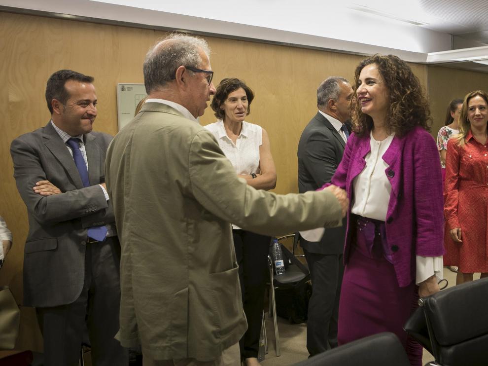 La ministra de Hacienda en funciones, María Jesús Montero, con el consejero de Hacienda, Fernando Gimeno, en un Consejo de Política Fiscal y Financiera.