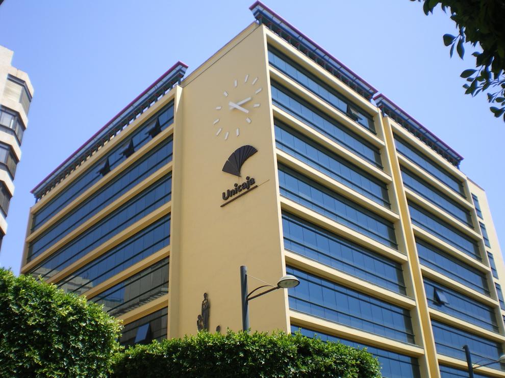 Unicaja Banco en Almería.