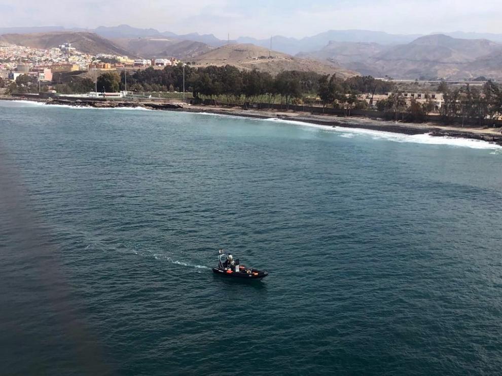 La Guardia Civil continúa con la búsqueda de otra mujer y un bebé de un año.
