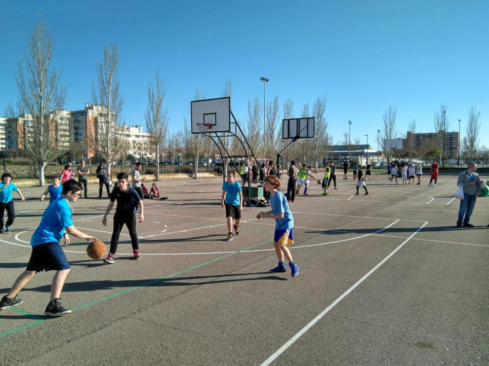 Imagen de un partido de baloncesto de la liga PIE