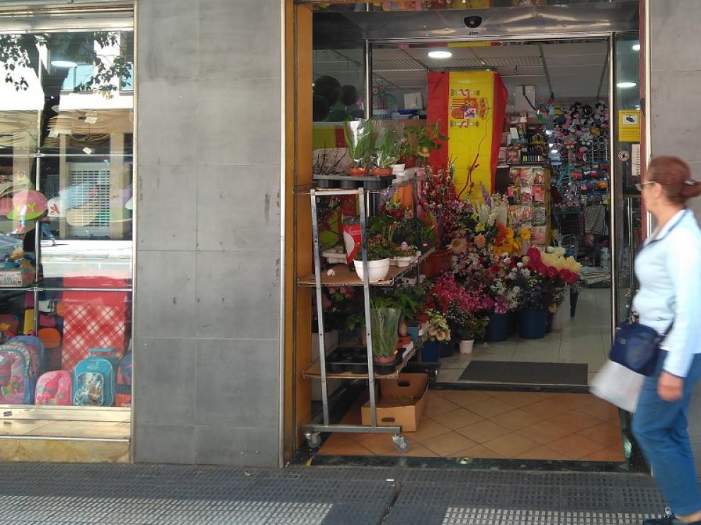 Las banderas españolas son uno de los productos estrella en los bazares chinos.