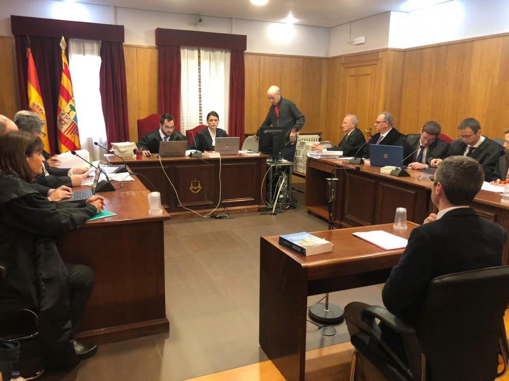El conservador barcelonés ha echado mano de la tesis doctoral, publicada en un libro, de la conservadora del Museo Diocesano y Comarcal de Lérida, la doctora Carmen Berlabé.