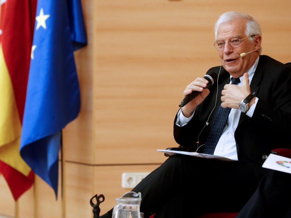 El ministro de Asuntos Exteriores, Josep Borrell, interviene en un encuentro con la juventud sobre el futuro de Europa.