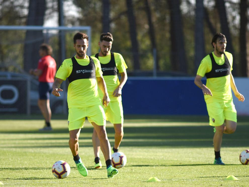 Miramón, Moi Gómez y Eugeni, tres futbolistas que podrían jugar en Primera.