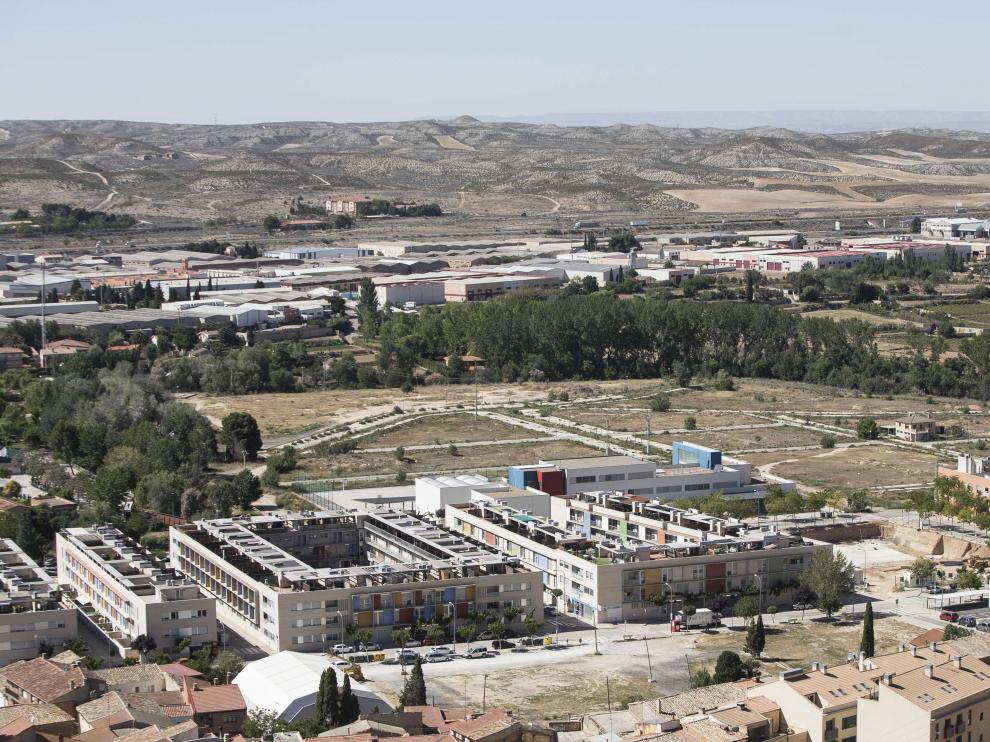 El municipio, que incluye el barrio de Santa Fe y está muy próximo a Zaragoza, es un saludable hervidero cultural y cuenta con firmas punteras en el terreno del molde y la grafía térmica.