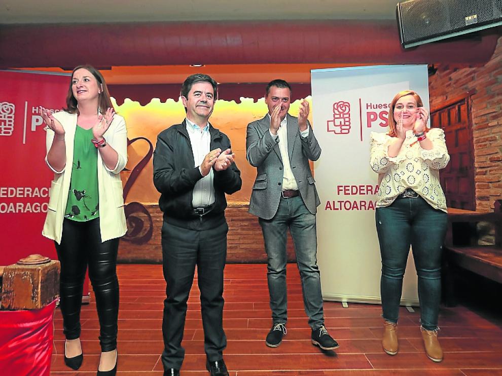 Luis Felipe y Fernando Sabés, en el centro de la imagen.