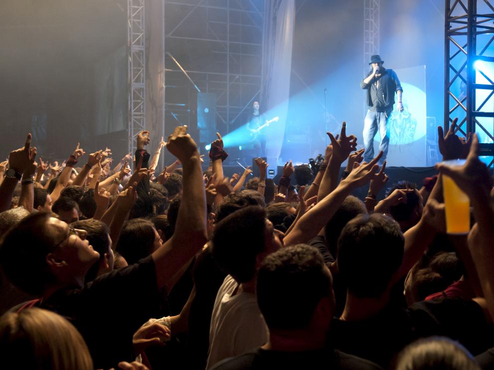 Kutxi Romero, en el concierto de Marea de las Fiestas del Pilar de 2012.