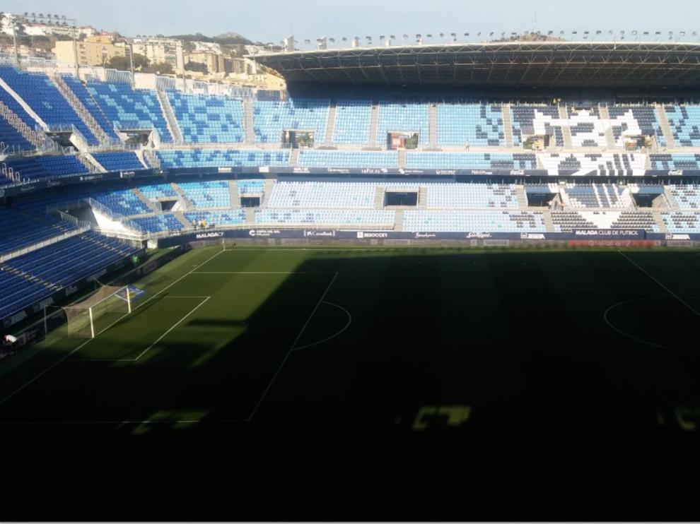 El estadio de La Rosaleda de Málaga, a las 19.30, hora y media antes del inicio del partido Málaga CF-Real Zaragoza.