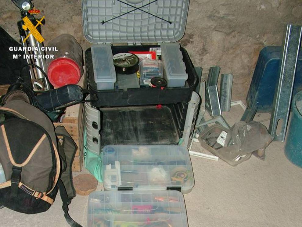 La Guardia Civil detiene en Fraga al autor de varios robos cometidos en torno al embarcadero de Mequinenza
