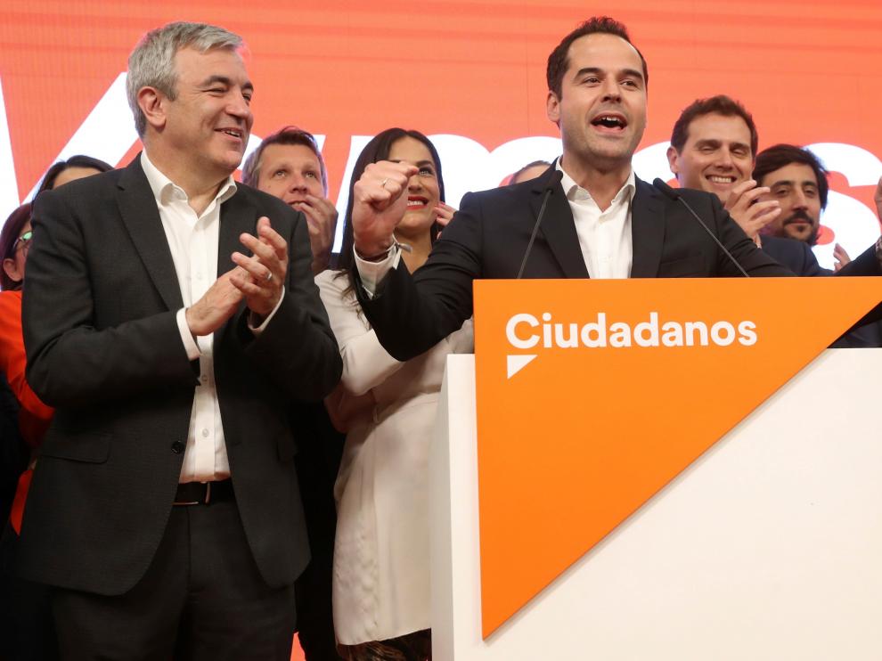 El candidato de Ciudadanos a la Comunidad de Madrid, Ignacio Aguado, durante su comparecencia en la sede del partido.