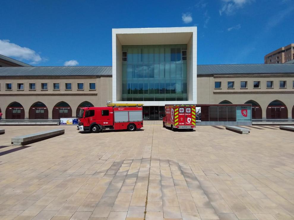 El fuego estaba prácticamente extinguido cuando llegaron los bomberos.