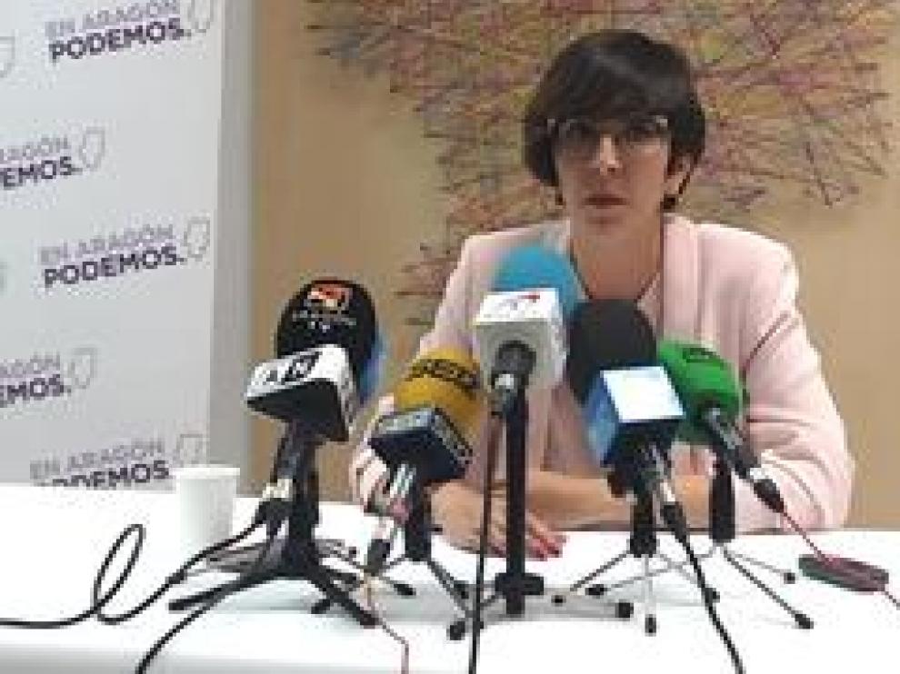 En su lugar entrará Amparo Bella, número 3 de la lista de Podemos al Ayuntamiento de Zaragoza.