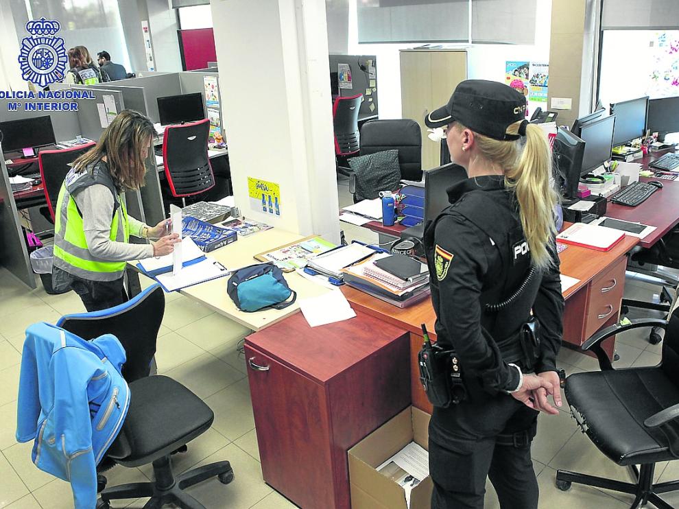 Las oficinas de Linceci en Zaragoza, situadas en la calle de Carlos Marx, fueron registradas la semana pasada por la Policía.