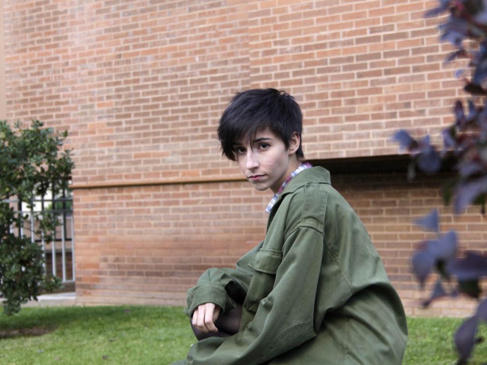 Nuria Torrelles estudia en la Escuela Superior de Diseño de La Rioja.