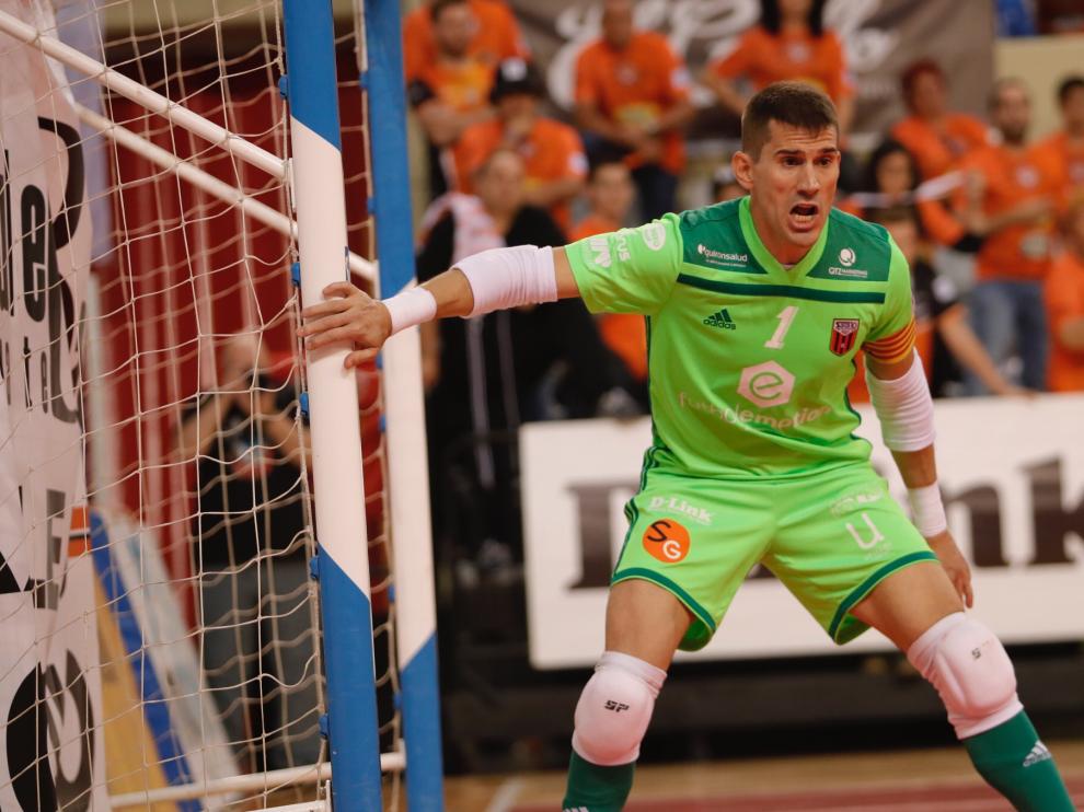 Arturo Santamaría en su partido de despedida.