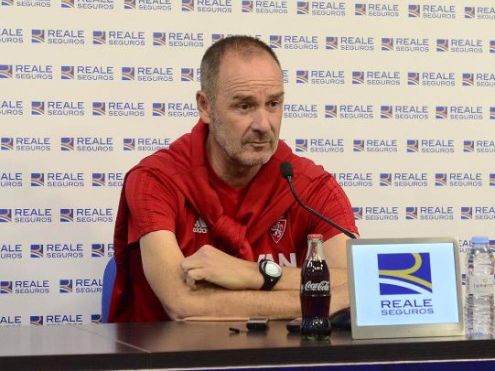 Víctor Fernández, este viernes en la rueda de prensa previa al viaje a Tenerife.