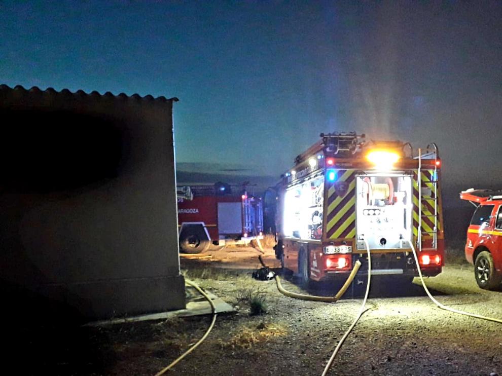 Extinguido un incendio en una granja de lechones de Tauste