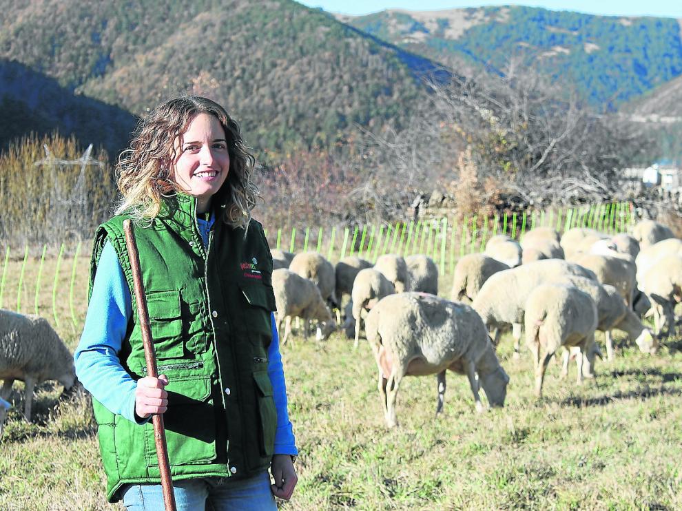 La joven ganadera Lorena Palacio.