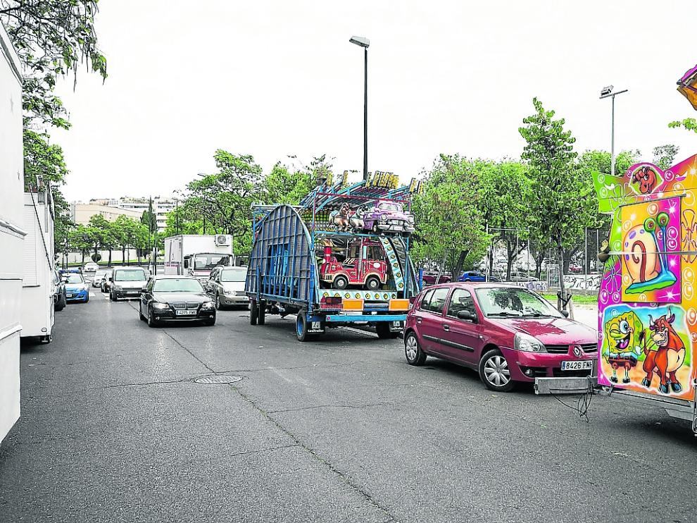 Las ferias, este martes, en la calle de Honorio García Condoy antes de ser instaladas en la vía.
