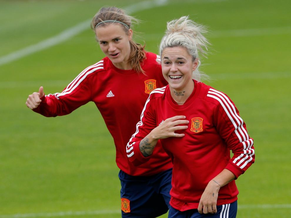 Mapi León, capitana de la selección española de fútbol femenino, en Lille entrenando el pasado 13 de junio, día que cumplió 24 años.