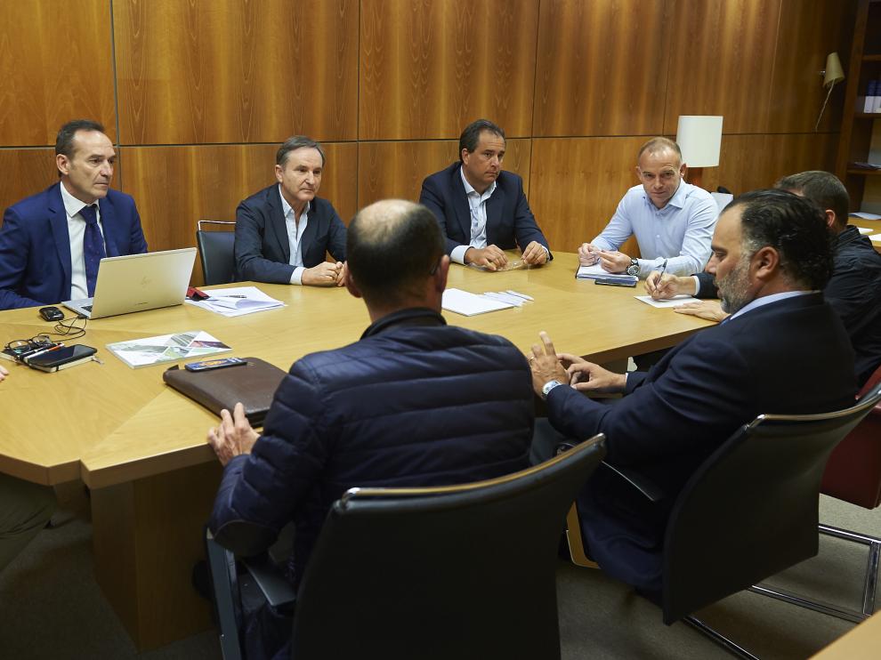 El Consejo de Administración del Real Zaragoza reunido este viernes.