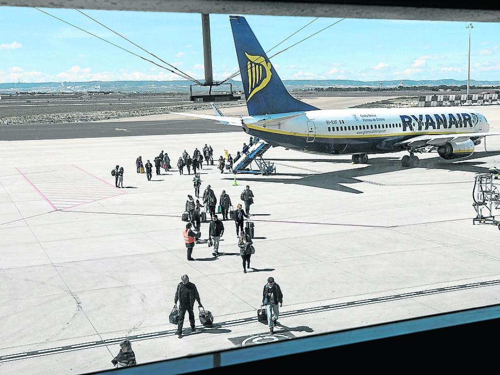 Ryanair ha retomado los vuelos de verano entre Zaragoza y París.