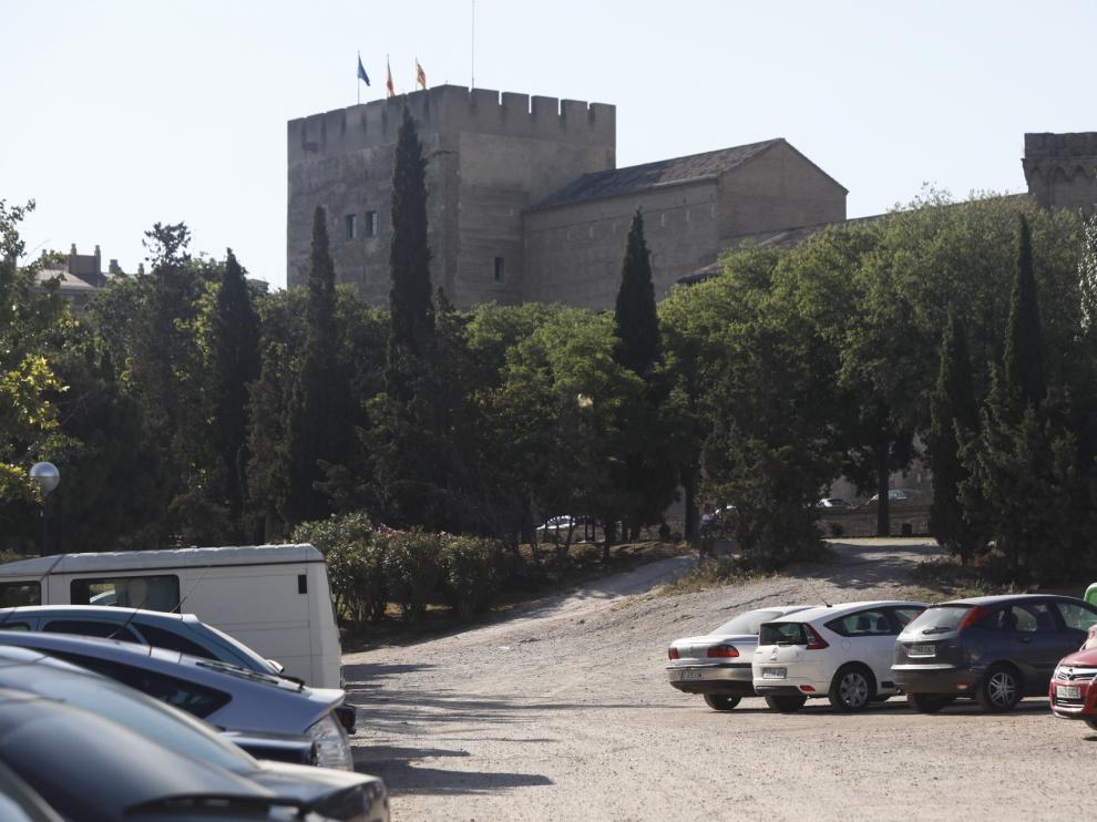 El descampado paralelo a la calle de Braulio Foz tendrá que despejarse esta semana.