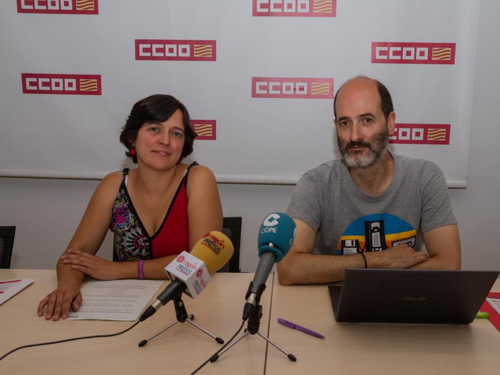Tania Sánchez, junto a Francisco José González, en la presentación de este martes.