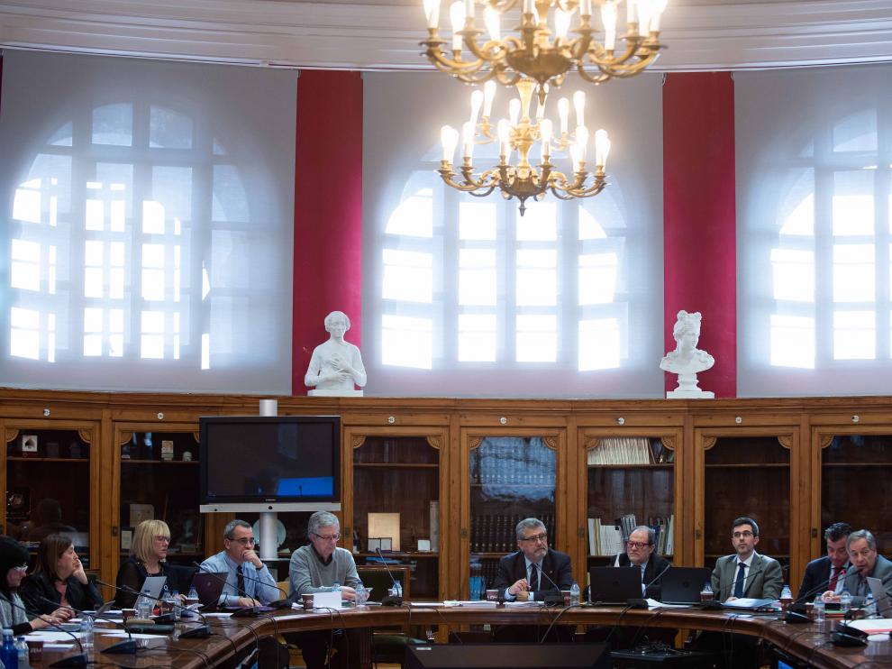 Reunión de uno de los últimos Consejos de Gobierno de la Universidad de Zaragoza.