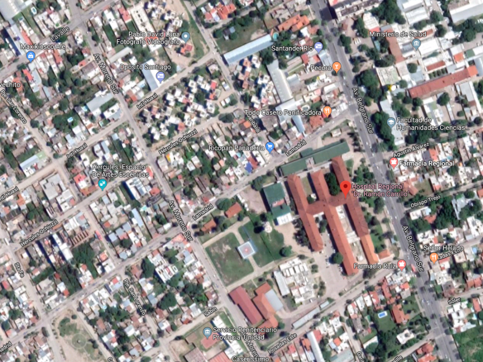 La joven falleció en el Hospital Regional Ramón Carrillo, a donde fue trasladada tras recibir el disparo.