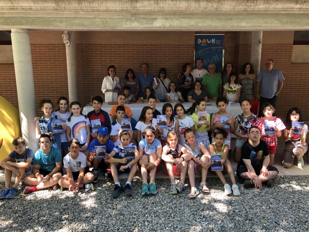 Los participantes del recital que ha tenido lugar en el albergue La Sabina de Fonz.
