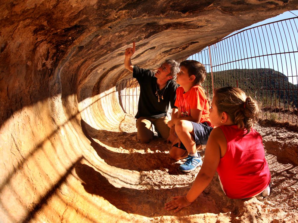 Más de 60 abrigos de arte rupestre existen en el Parque Cultural del Río Vero, varios de ellos visitables.