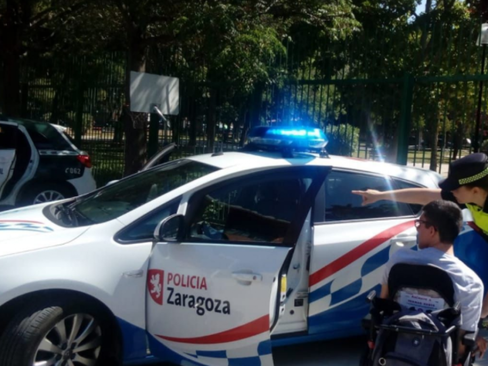 La unidad de Seguridad Vial acudió al centro con el objetivo de prevenir accidentes.