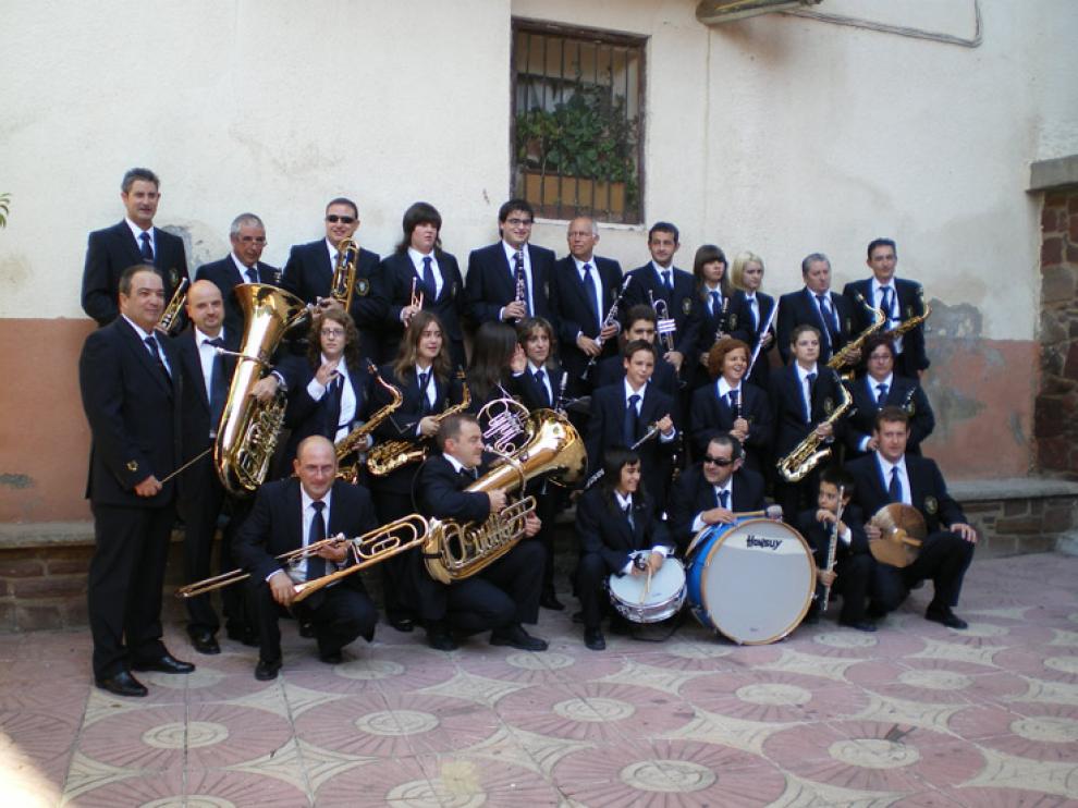 Unas 40 personas componen la Banda Municipal de música de Brea de Aragón.
